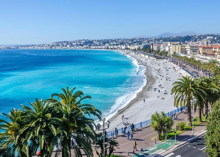 Centre Proche Tram & Port, Wifi Gratuit * Nice