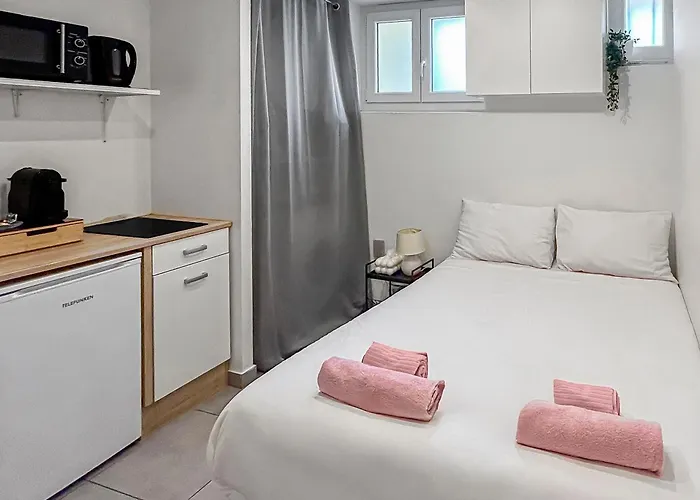 Apartment Centre Proche Tram & Port, Wifi Gratuit