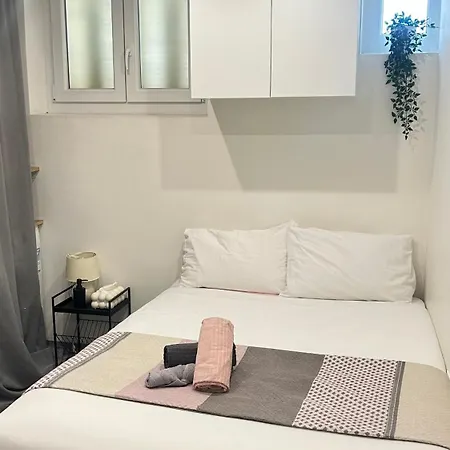 Apartment Studio Lumineux Et Moderne A Nice, Bien Situe Nice